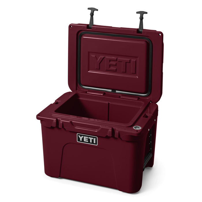 10035420000 HIELERA RIGIDA TUNDRA 35 WILD VINE RED MARCA YETI