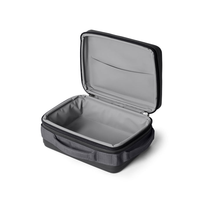 18060131779 LONCHERA DAYTRIP BOX 2.0 5L CHARCOAL MARCA YETI