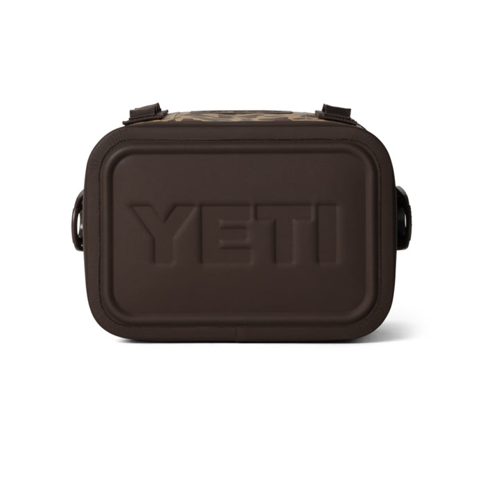 18060131844 HIELERA SUAVE HOPPER FLIP 8 WETLANDS CAMO MARCA YETI