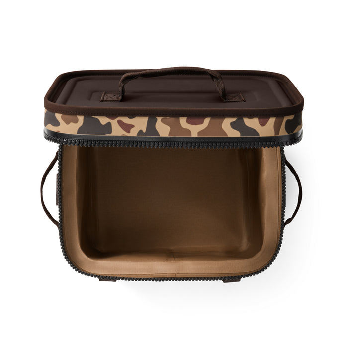 18060131847 HIELERA SUAVE HOPPER FLIP 12 WETLANDS CAMO MARCA YETI