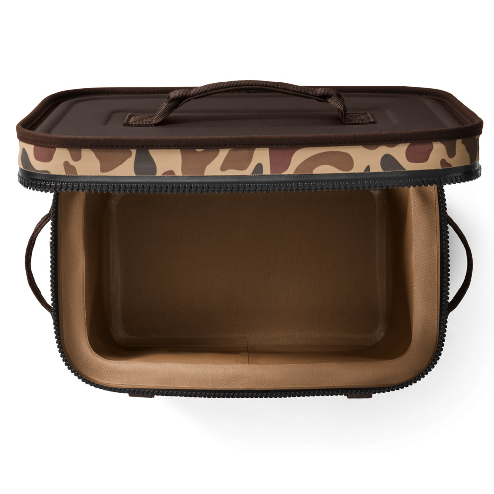 18060131850 HIELERA SUAVE HOPPER FLIP 18 WETLANDS CAMO MARCA YETI