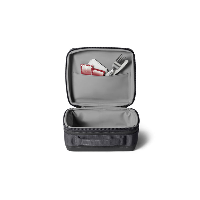 18060131862 LONCHERA DAYTRIP BOX 2.0 3L CHARCOAL MARCA YETI