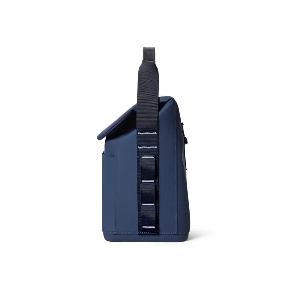 18060131937 LONCHERA DAYTRIP BAG 2.0 6L CLASSIC NAVY MARCA YETI
