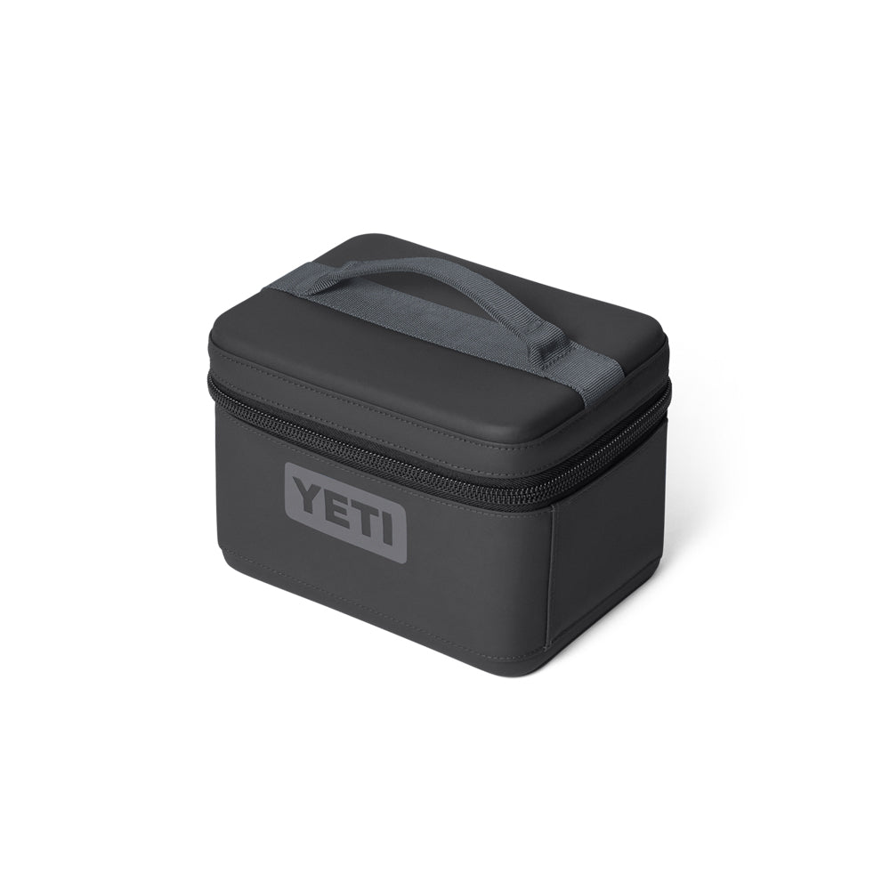 18060132021 LONCHERA DAYTRIP SNACK BOX 3L CHARCOAL MARCA YETI