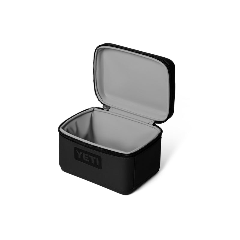 18060132055 LONCHERA DAYTRIP SNACK BOX 3L NEGRO MARCA YETI