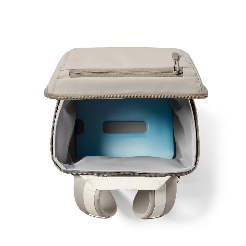 18060132175 LONCHERA BACKPACK DAYTRIP 20L CAPE TAUPE MARCA YETI