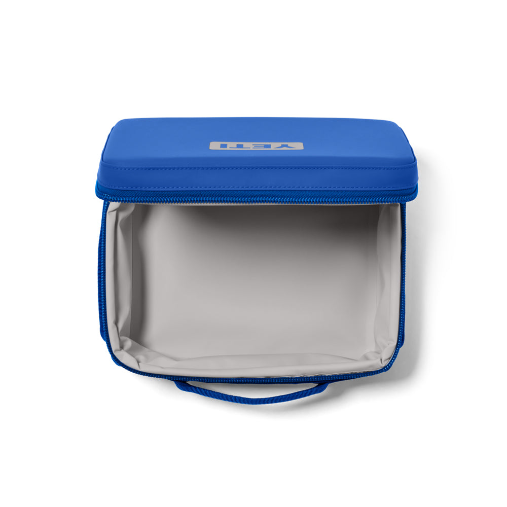 18060132242 LONCHERA DAYTRIP BOX 2.0 5L ROYAL BLUE MARCA YETI