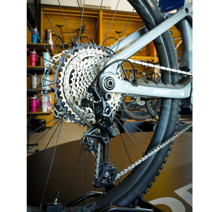 S64203SK BICICLETA WILD ST H20 20MPH 2025 HALO SILVER (GLOSS) MARCA ORBEA T. CH