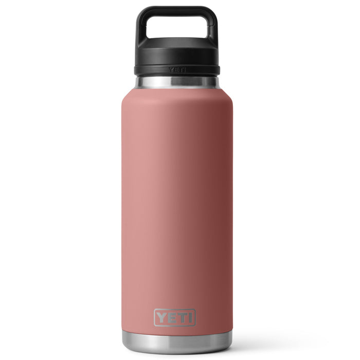 21071504184 TERMO RAMBLER 46oz CHUG CAP SANDSTONE PINK MARCA YETI