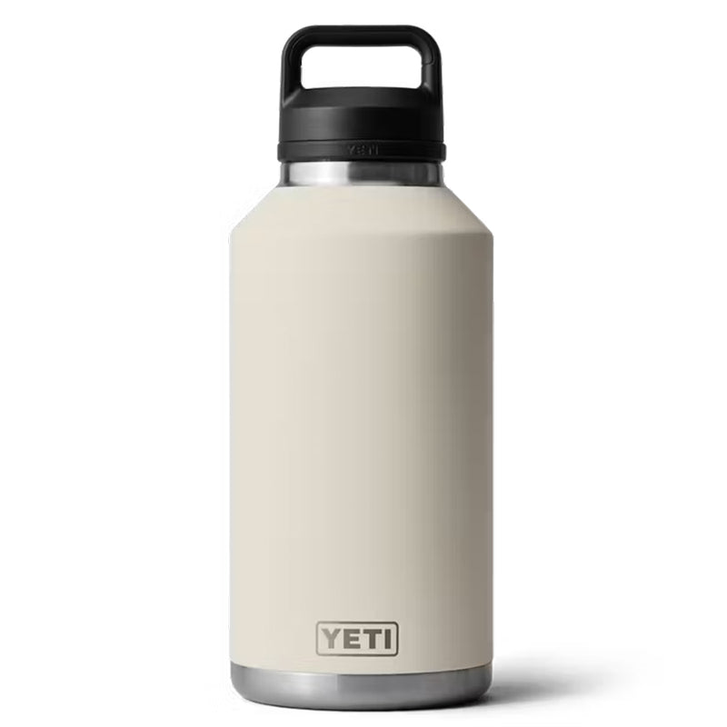 21071504185 TERMO RAMBLER 64oz CHUG CAP CAPE TAUPE MARCA YETI