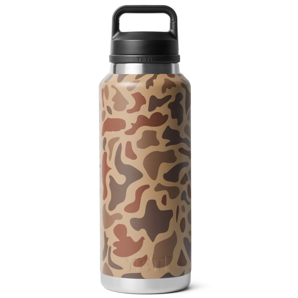 21071505976 TERMO RAMBLER 46oz CHUG CAP WETLANDS CAMO MARCA YETI