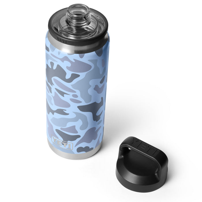 21071507620 TERMO RAMBLER 26oz CHUG CAP BLUE CAMO MARCA YETI