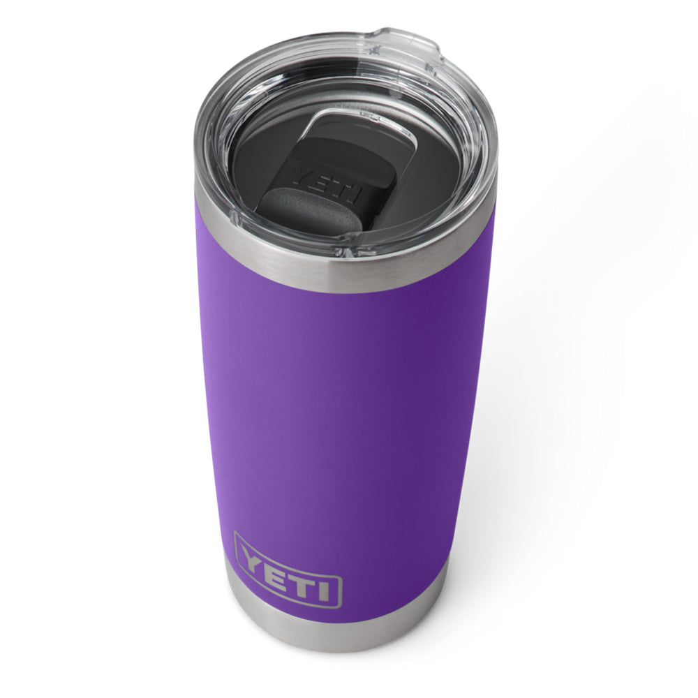 21071508366 TERMO RAMBLER 20oz PACE PURPLE MARCA YETI