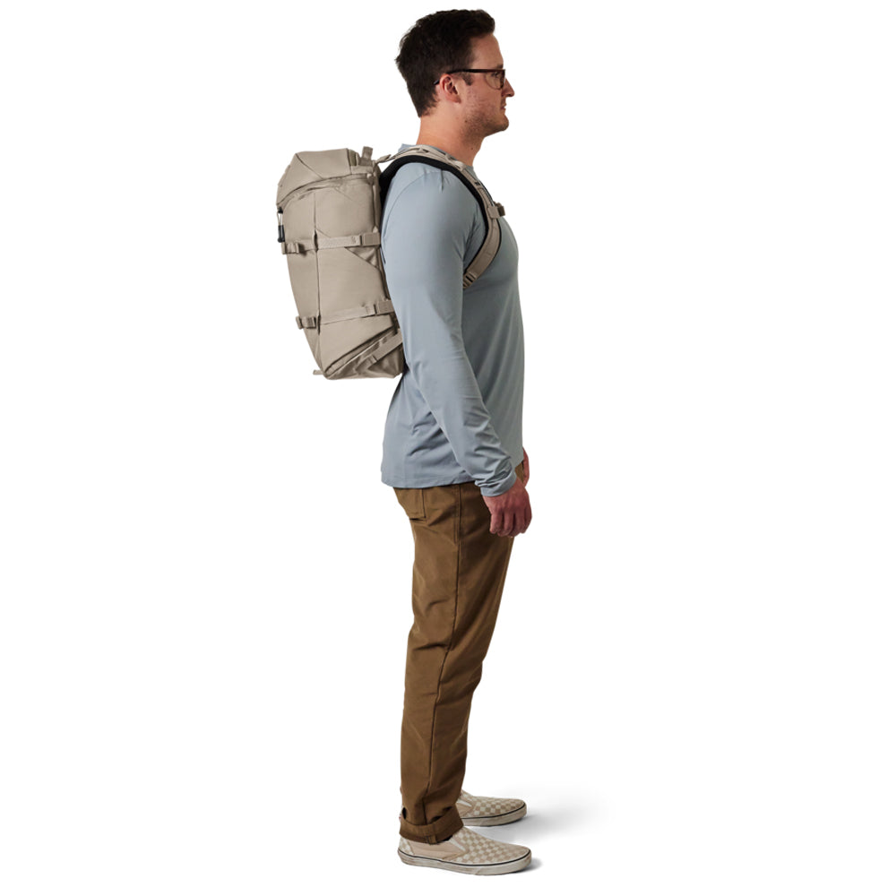 MOCHILA YETI 22L RANCHERO EVERYDAY CARRY CAPE DARK TAUPE 26010000455