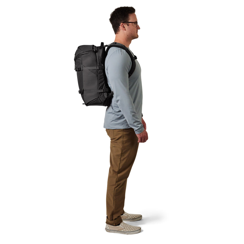 26010000456 MOCHILA RANCHERO 27L EVERYDAY CARRY NEGRA MARCA YETI