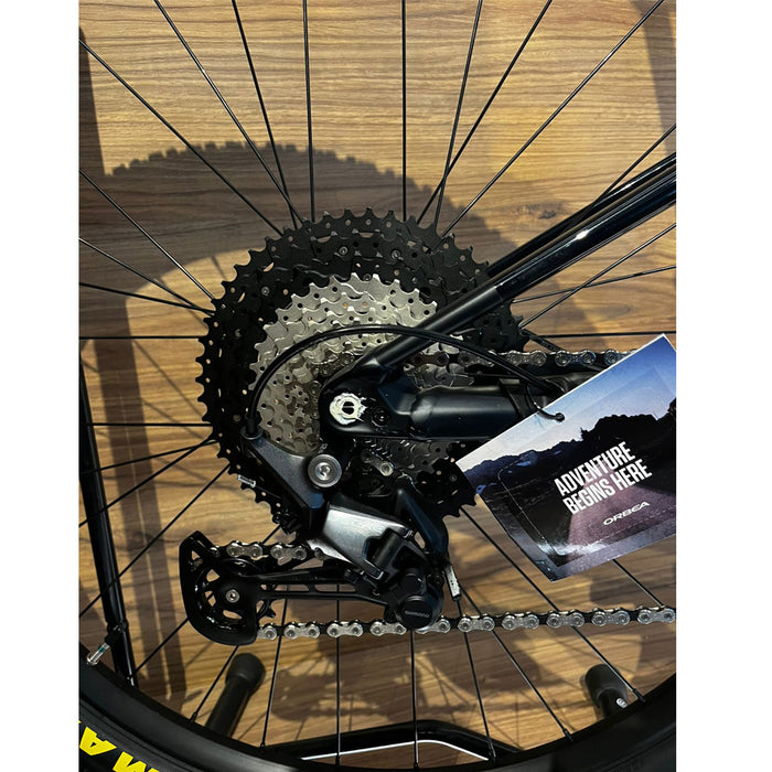 R23005KY BICICLETA OIZ H30 2024 ARMOR BLACK (GLOSS-MATT) MARCA ORBEA T.M