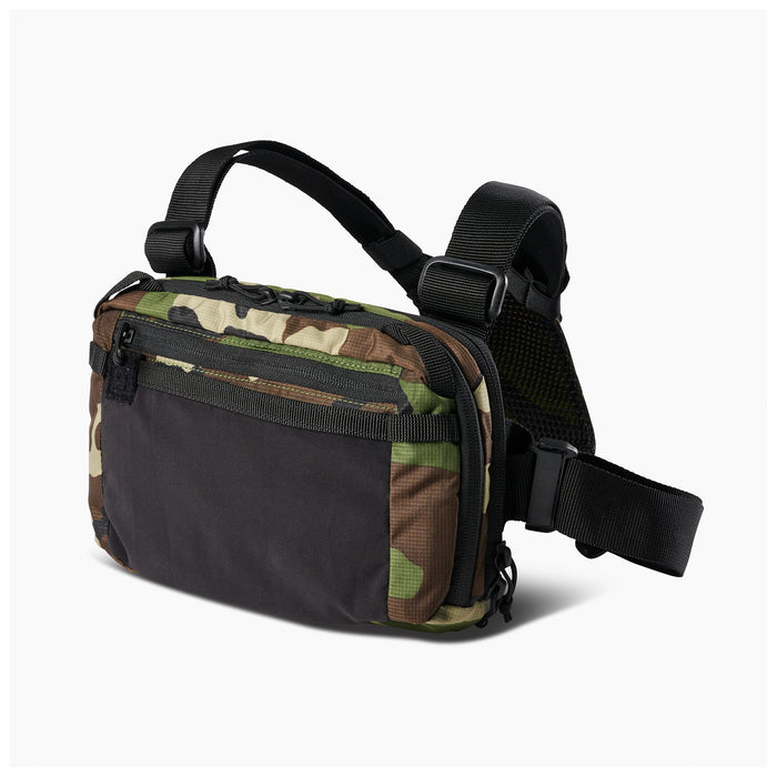 56770WLABR-938 PECHERA SKYWEIGHT UTIL WOODLAND CAMO MARCA 5.11