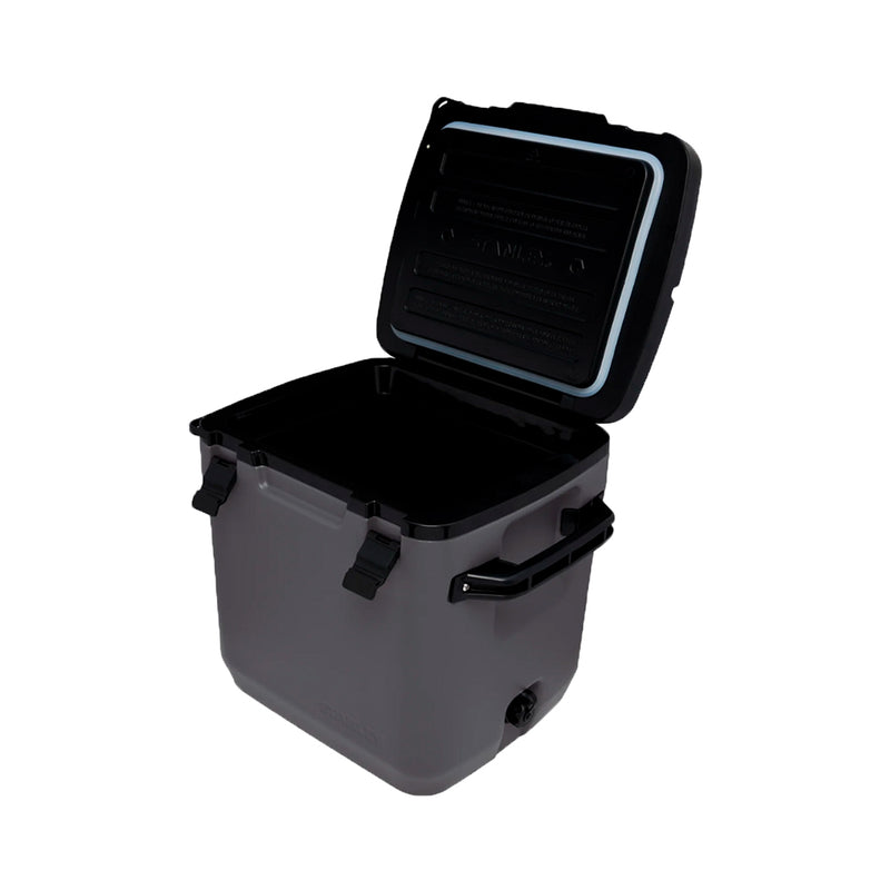 97008PT HIELERA ADVENTURE OUTDOOR 28.3 L CHARCOAL MARCA STANLEY