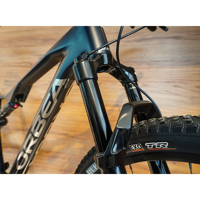 T21005M2 BICICLETA ALMA H30 2026 ESPACE GREEN (MATT) - IVORY WHITE (GLOSS) MARCA ORBEA T.M