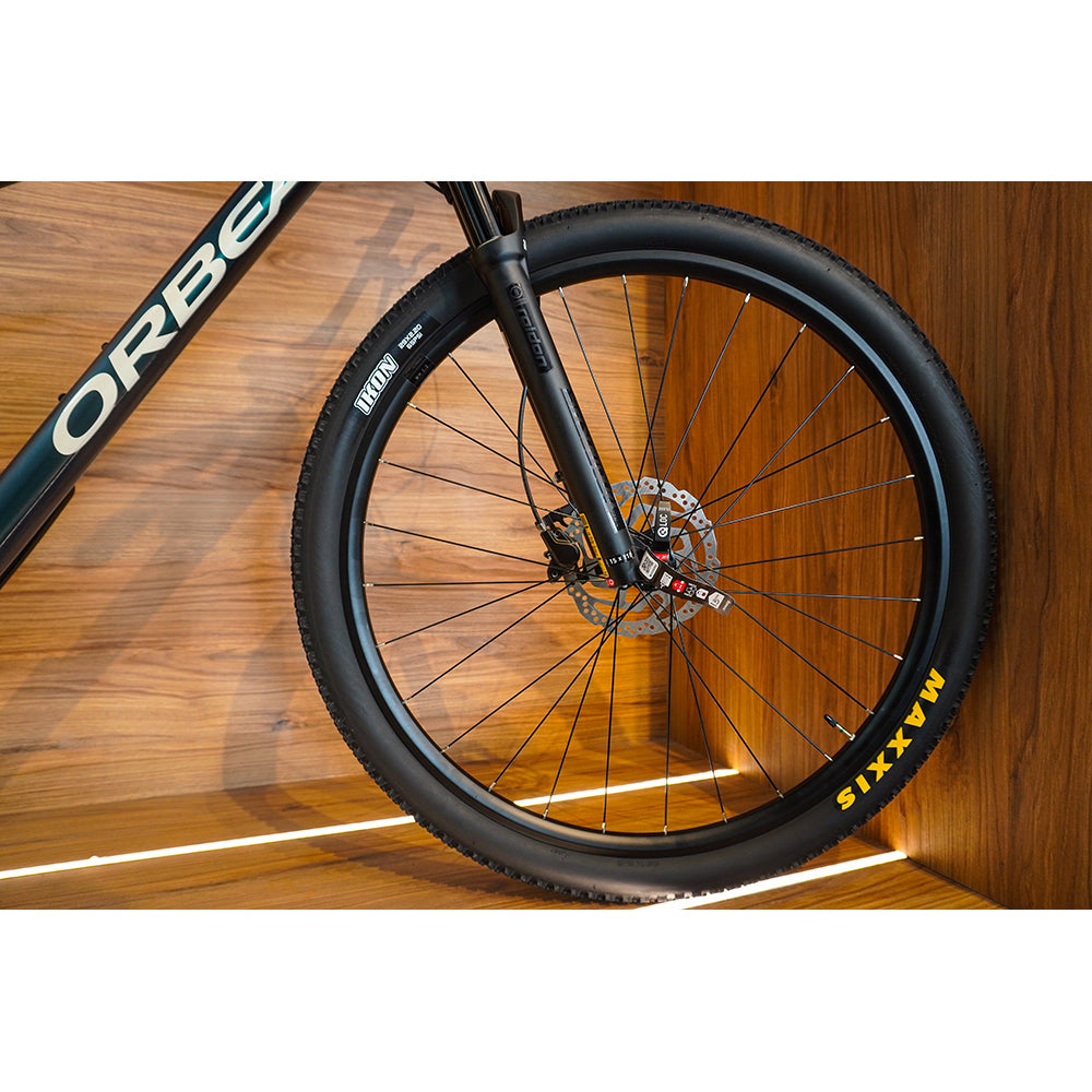 T21007M2 BICICLETA ALMA H30 2026 ESPACE GREEN (MATT) - IVORY WHITE (GLOSS) MARCA ORBEA T.G