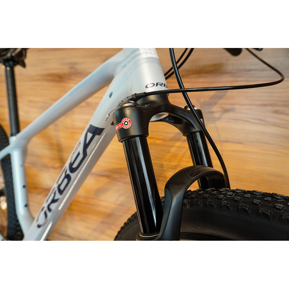 BICICLETA ORBEA ALMA H30 2026 HALO SILVER - TANZANITE MEDIANA T21005M1