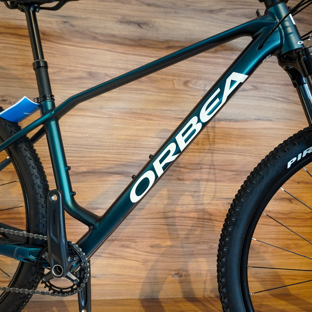 BICICLETA ORBEA ALMA H20 2026 ESPACE GREEN - IVORY WHITE MEDIANA T21105M2