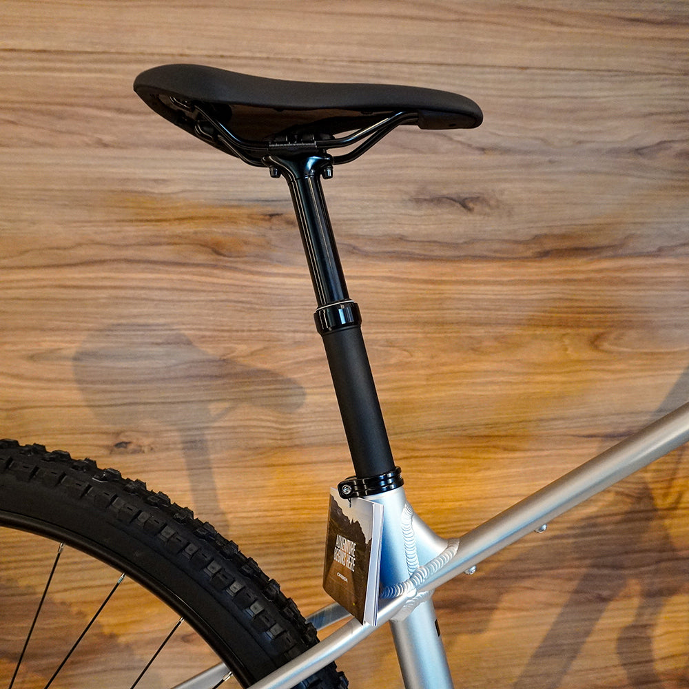 BICICLETA ORBEA LAUFEY H30 2026 SMOOTH SILVER - TITANIUM MEDIANA T23305PH