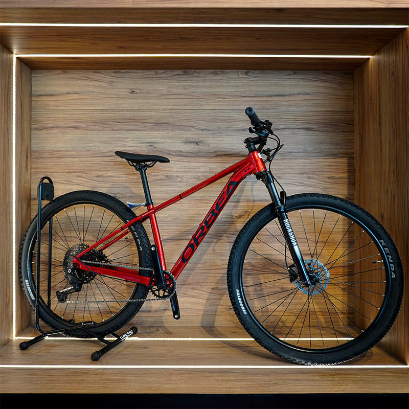 T20717RA BICICLETA ONNA 29 20 2026 HARDTAIL BURNING RED MARCA ORBEA T.M