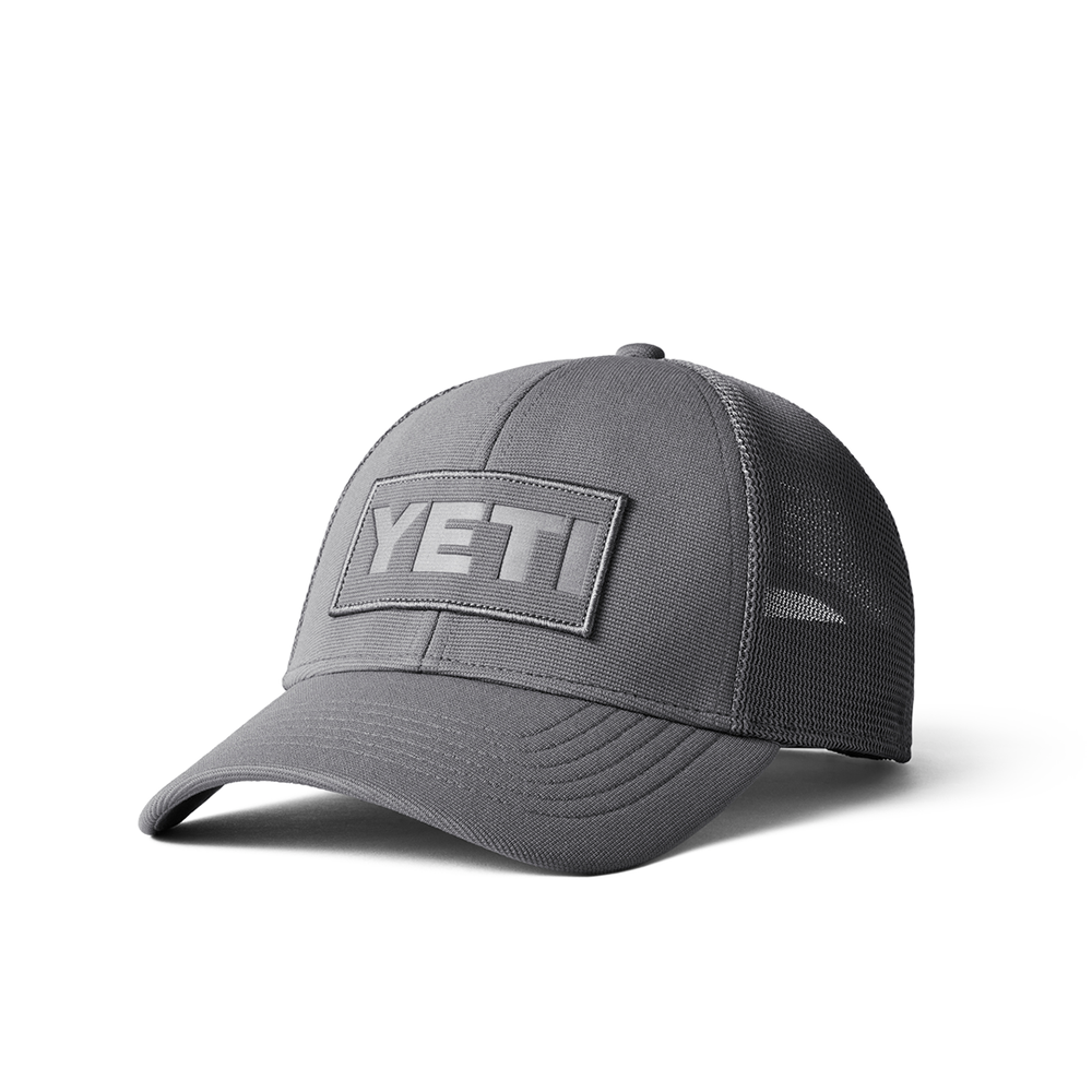 GORRA YETI TRUCKER MESH CON PARCHE GRIS 21023005560