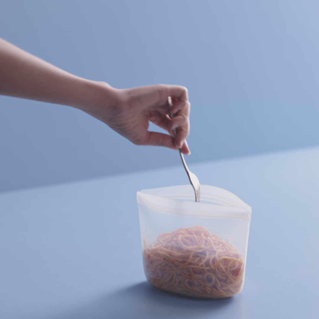 Cargar vídeo: ST4BWL00 BOLSA REUTILIZABLE DE SILICONA PARA 4 TAZAS CLEAR MARCA STASHER